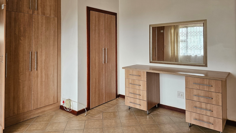 5 Bedroom Property for Sale in Shelly Beach KwaZulu-Natal