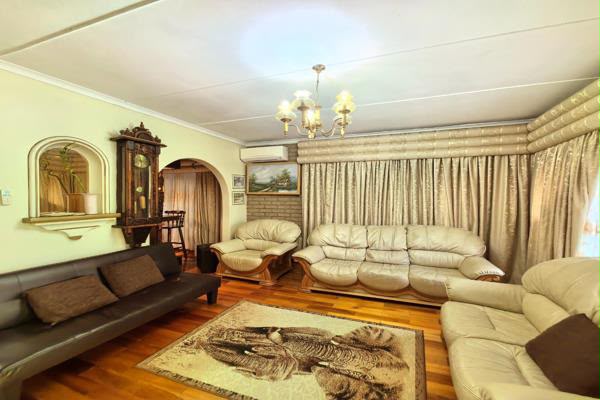 3 Bedroom Property for Sale in Mount Vernon KwaZulu-Natal