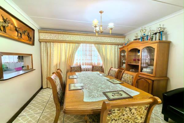 3 Bedroom Property for Sale in Mount Vernon KwaZulu-Natal