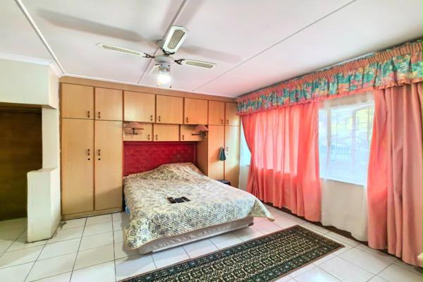 3 Bedroom Property for Sale in Mount Vernon KwaZulu-Natal