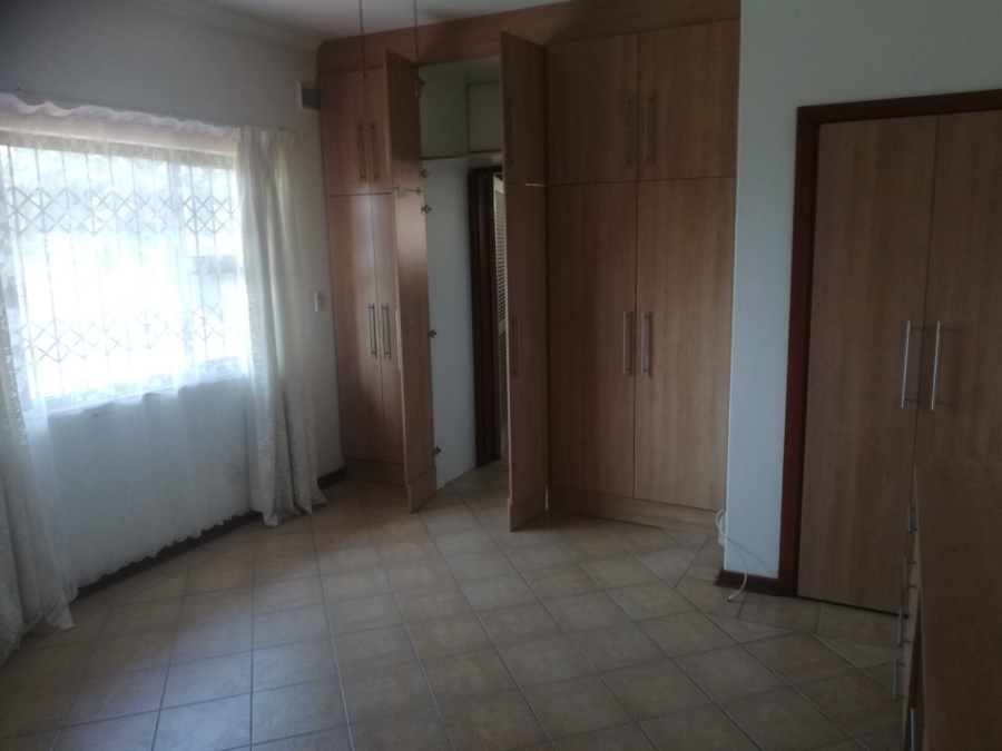 5 Bedroom Property for Sale in Shelly Beach KwaZulu-Natal