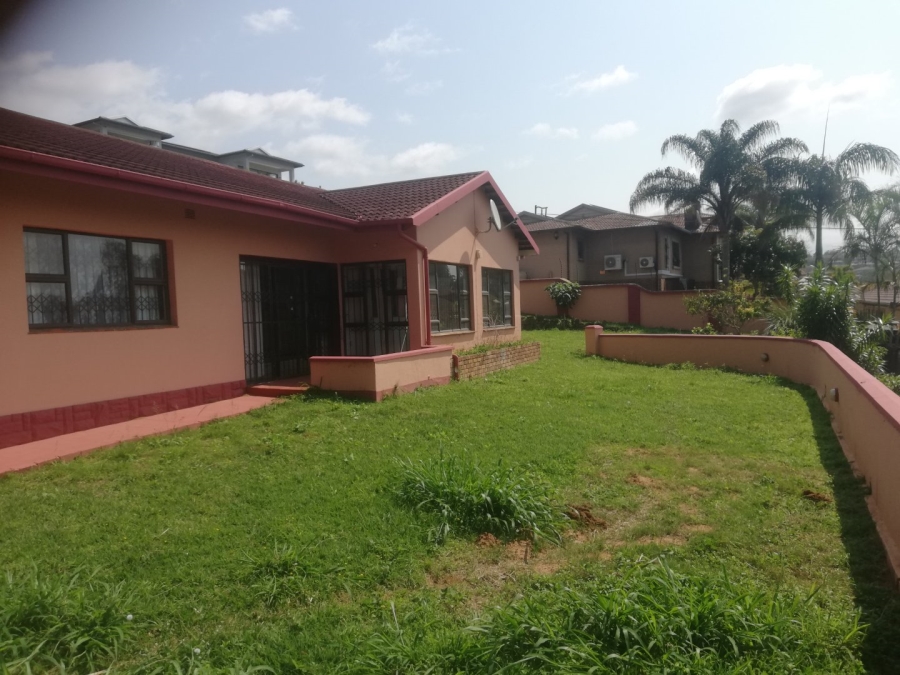 5 Bedroom Property for Sale in Shelly Beach KwaZulu-Natal