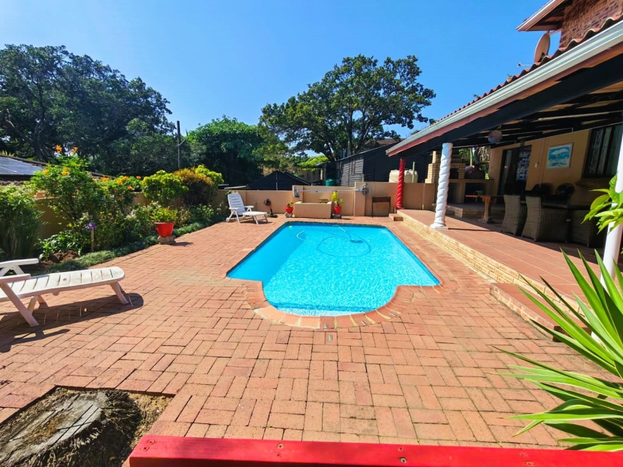 3 Bedroom Property for Sale in Hibberdene KwaZulu-Natal