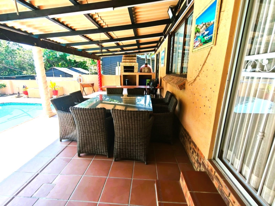 3 Bedroom Property for Sale in Hibberdene KwaZulu-Natal