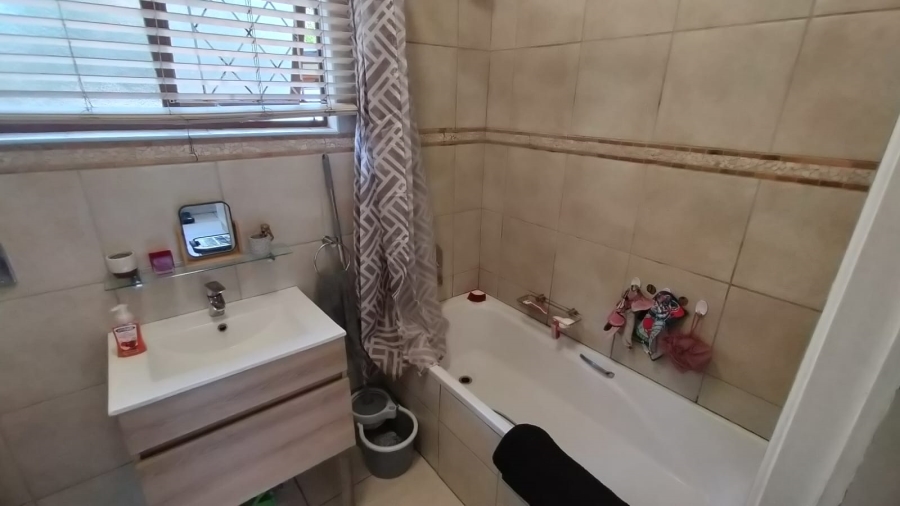 3 Bedroom Property for Sale in Hibberdene KwaZulu-Natal