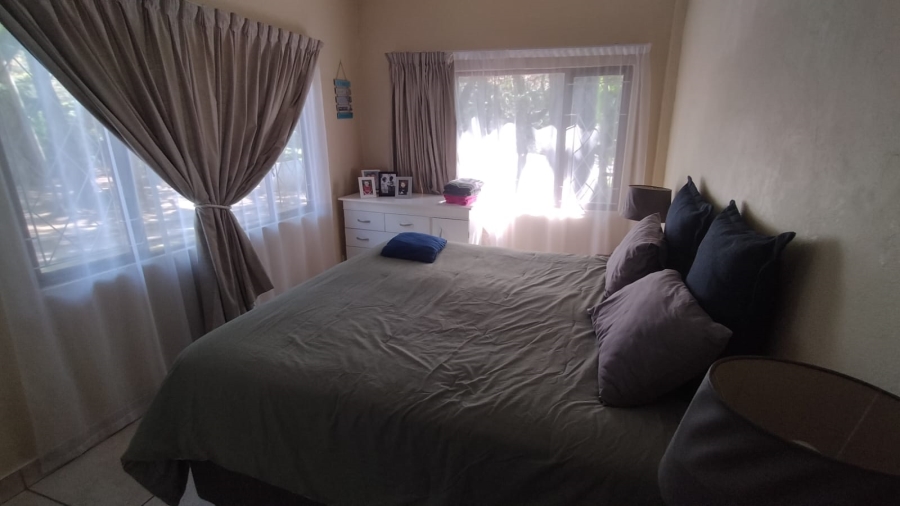 3 Bedroom Property for Sale in Hibberdene KwaZulu-Natal