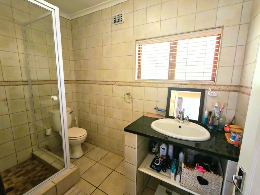 3 Bedroom Property for Sale in Hibberdene KwaZulu-Natal
