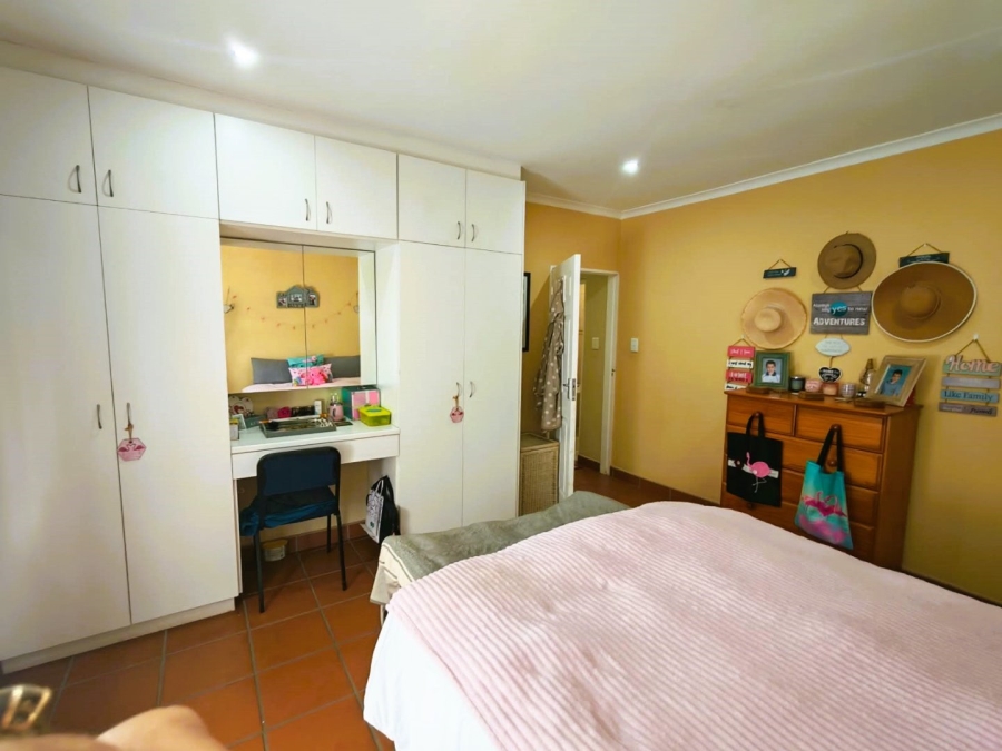 3 Bedroom Property for Sale in Hibberdene KwaZulu-Natal