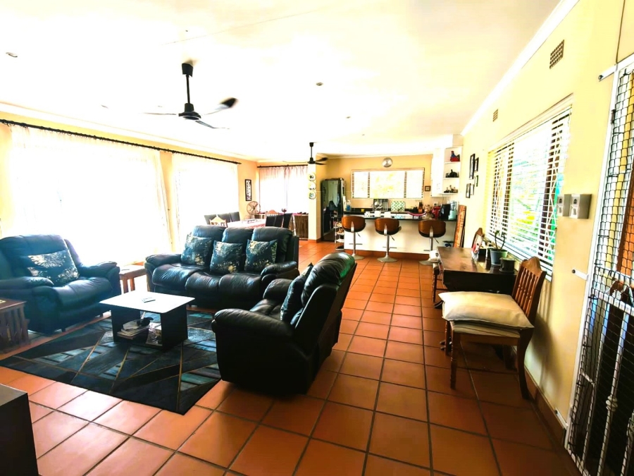 3 Bedroom Property for Sale in Hibberdene KwaZulu-Natal