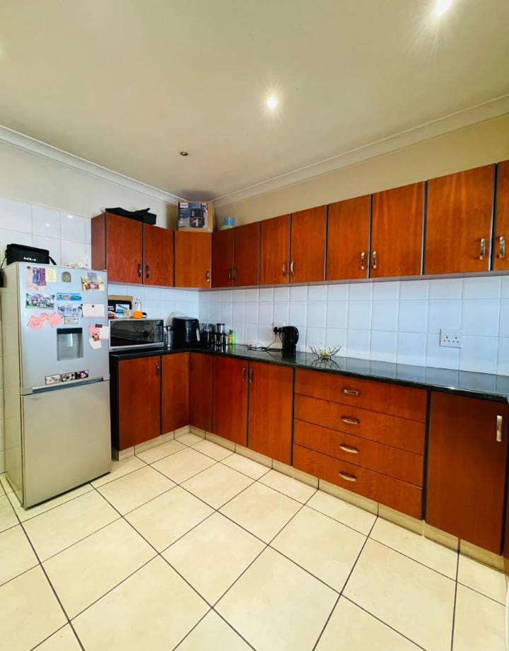  Bedroom Property for Sale in Windermere KwaZulu-Natal
