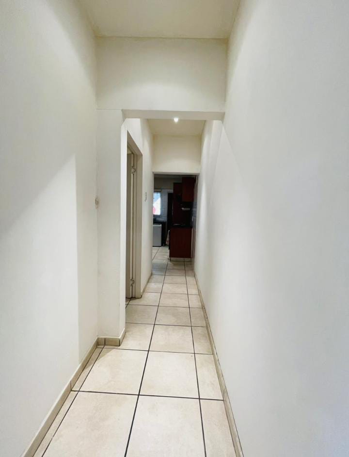  Bedroom Property for Sale in Windermere KwaZulu-Natal