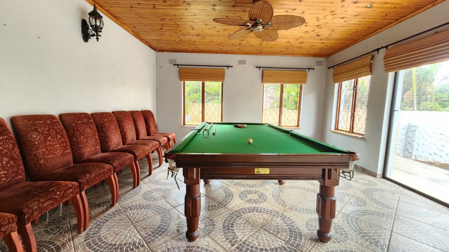 6 Bedroom Property for Sale in Pumula KwaZulu-Natal