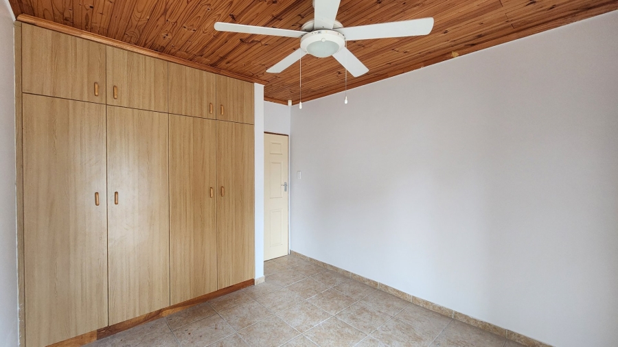 6 Bedroom Property for Sale in Pumula KwaZulu-Natal