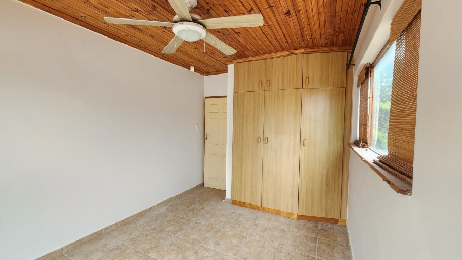 6 Bedroom Property for Sale in Pumula KwaZulu-Natal