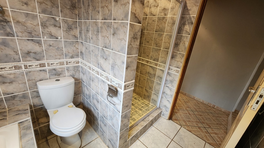 6 Bedroom Property for Sale in Pumula KwaZulu-Natal