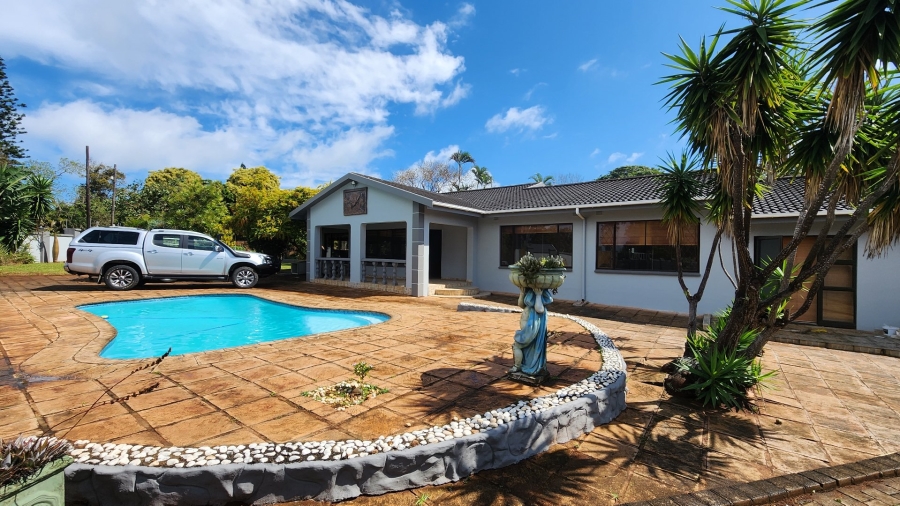 6 Bedroom Property for Sale in Pumula KwaZulu-Natal