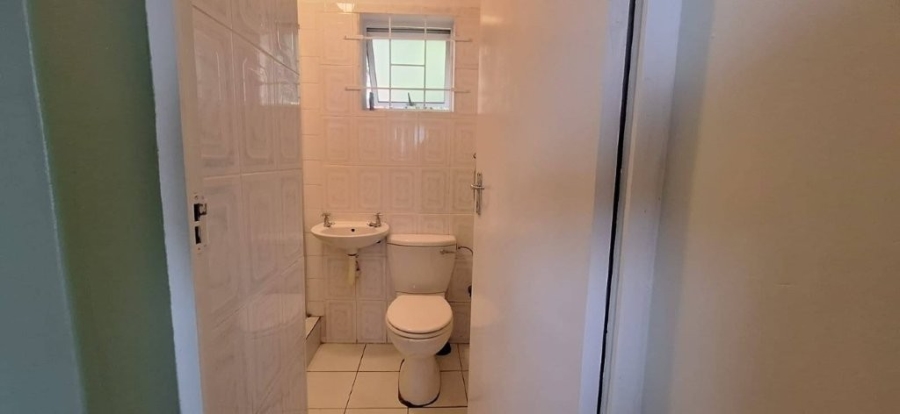 4 Bedroom Property for Sale in Elysium KwaZulu-Natal
