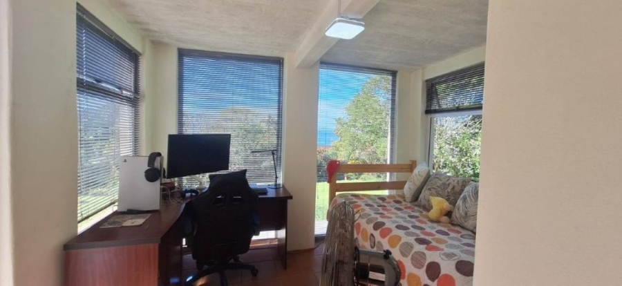 4 Bedroom Property for Sale in Elysium KwaZulu-Natal