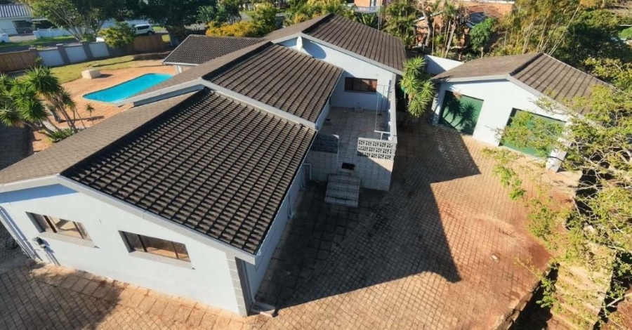 6 Bedroom Property for Sale in Pumula KwaZulu-Natal