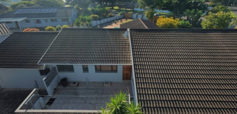 6 Bedroom Property for Sale in Pumula KwaZulu-Natal