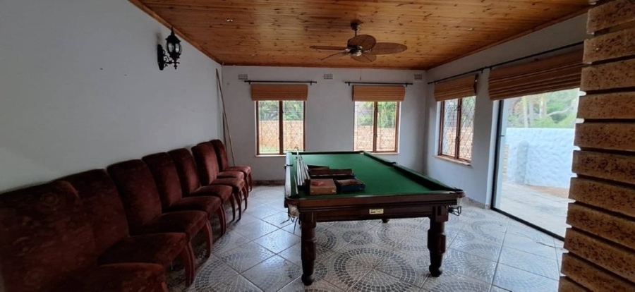 6 Bedroom Property for Sale in Pumula KwaZulu-Natal