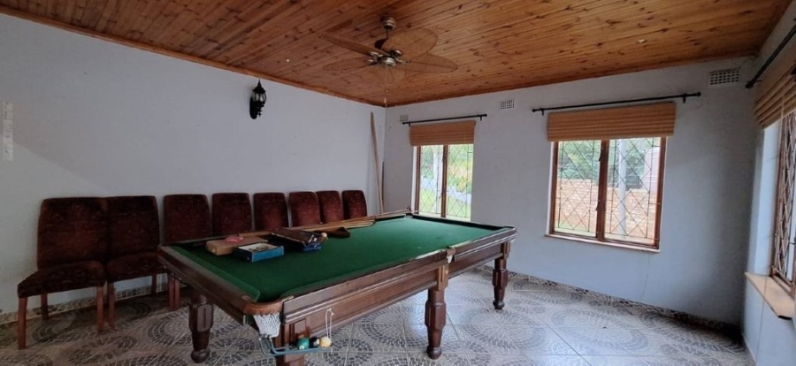 6 Bedroom Property for Sale in Pumula KwaZulu-Natal