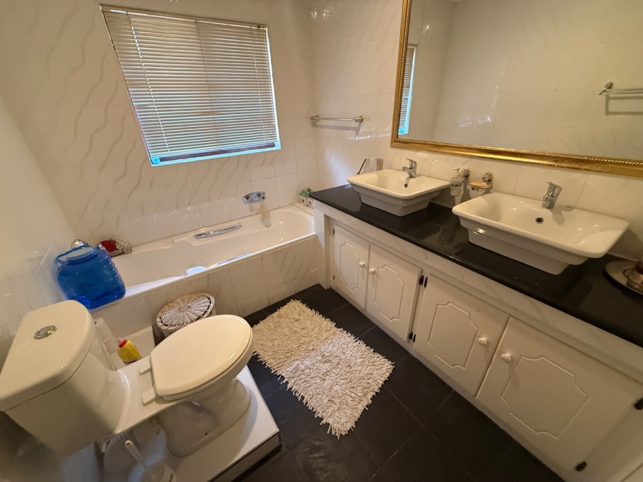 3 Bedroom Property for Sale in Montrose KwaZulu-Natal