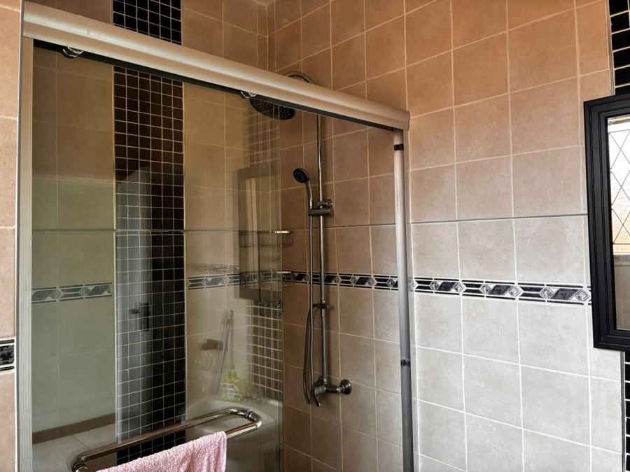 2 Bedroom Property for Sale in Scottsville KwaZulu-Natal
