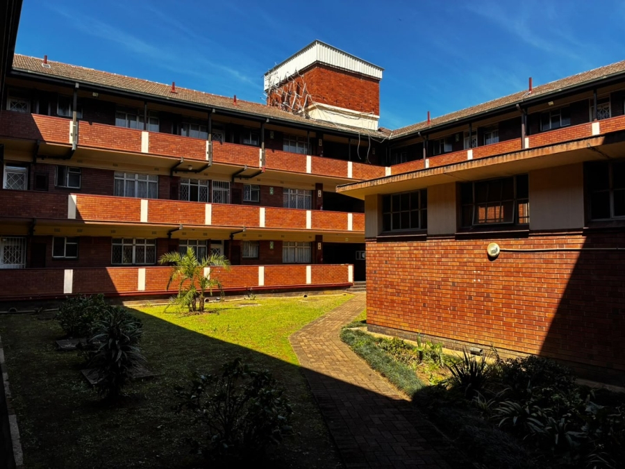 2 Bedroom Property for Sale in Scottsville KwaZulu-Natal