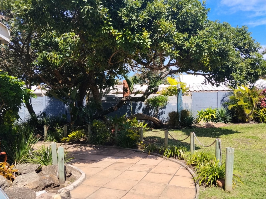 4 Bedroom Property for Sale in Southport KwaZulu-Natal