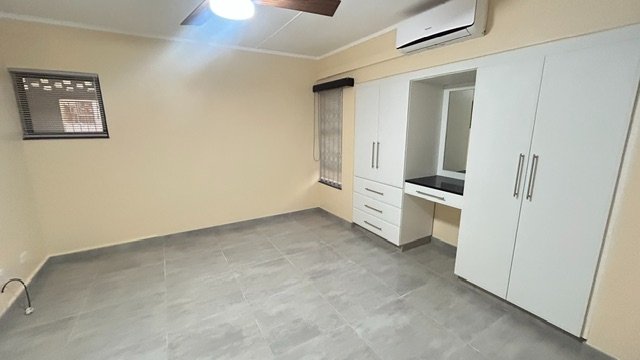 5 Bedroom Property for Sale in Meer En See KwaZulu-Natal