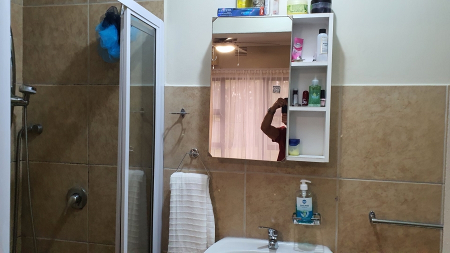 4 Bedroom Property for Sale in Uvongo KwaZulu-Natal