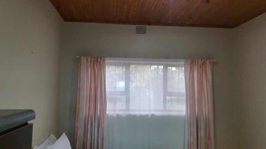 4 Bedroom Property for Sale in Uvongo KwaZulu-Natal
