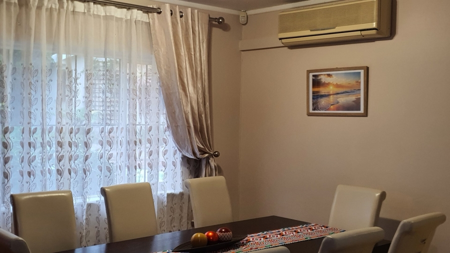 4 Bedroom Property for Sale in Uvongo KwaZulu-Natal