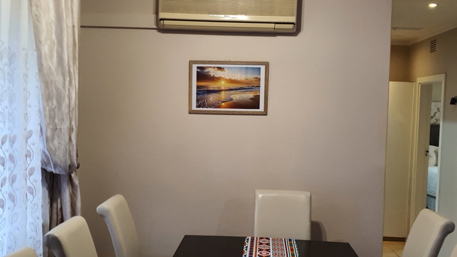 4 Bedroom Property for Sale in Uvongo KwaZulu-Natal