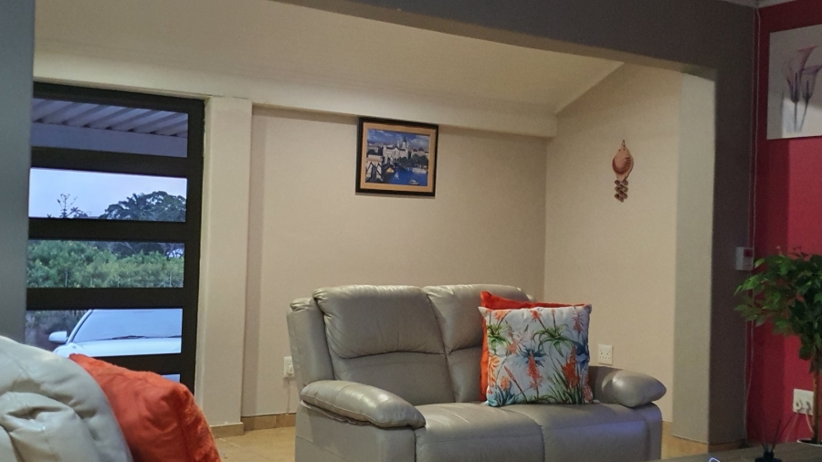 4 Bedroom Property for Sale in Uvongo KwaZulu-Natal