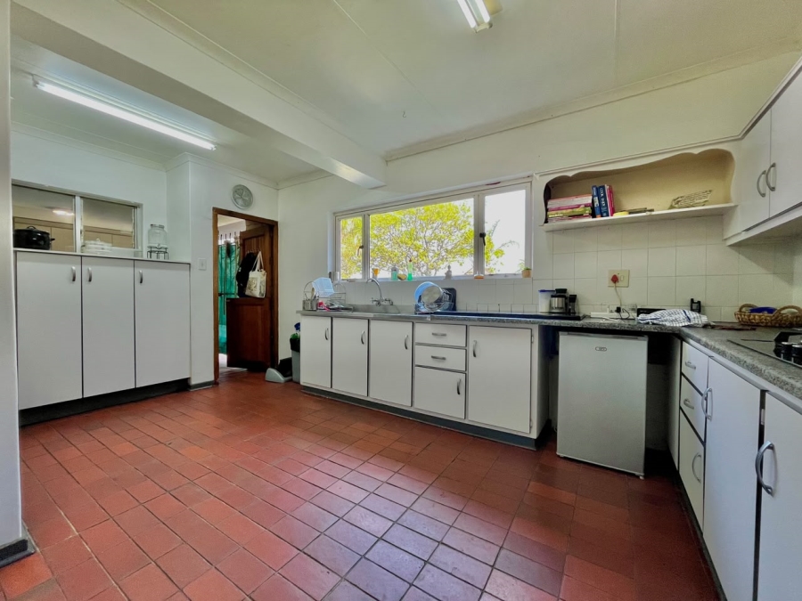4 Bedroom Property for Sale in Aviary Hill KwaZulu-Natal