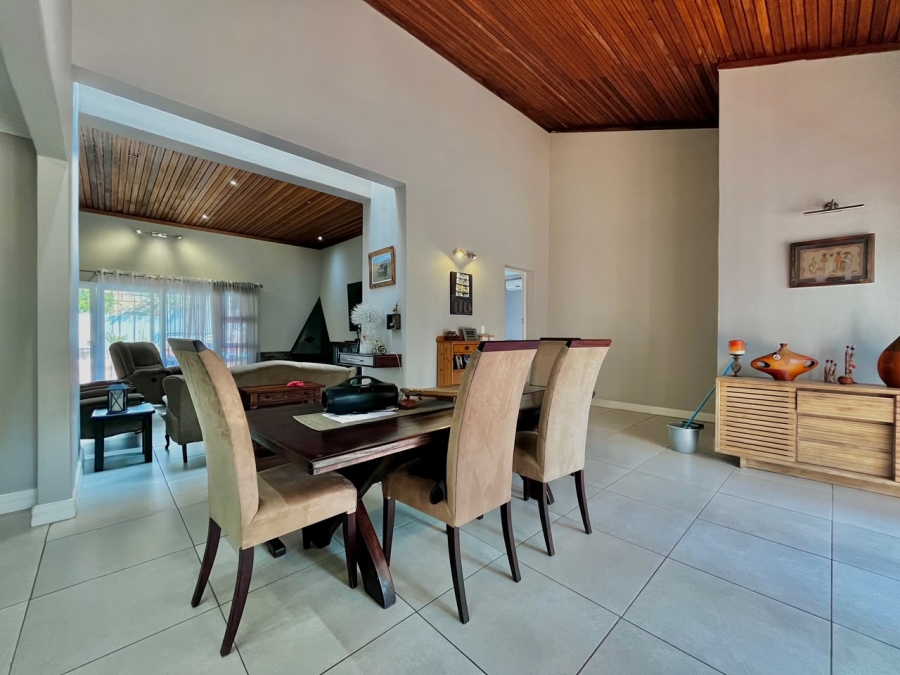 4 Bedroom Property for Sale in Aviary Hill KwaZulu-Natal