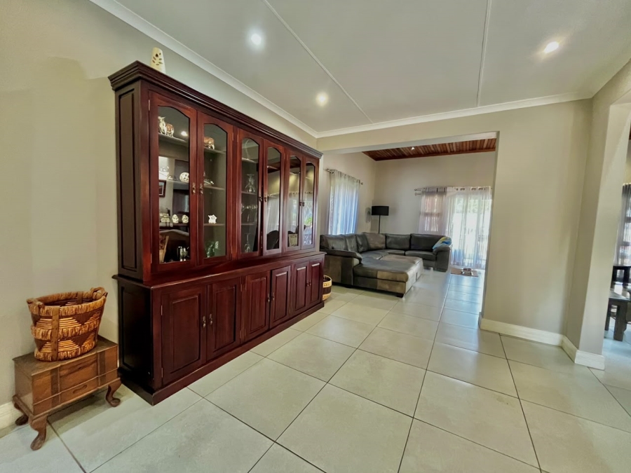 4 Bedroom Property for Sale in Aviary Hill KwaZulu-Natal