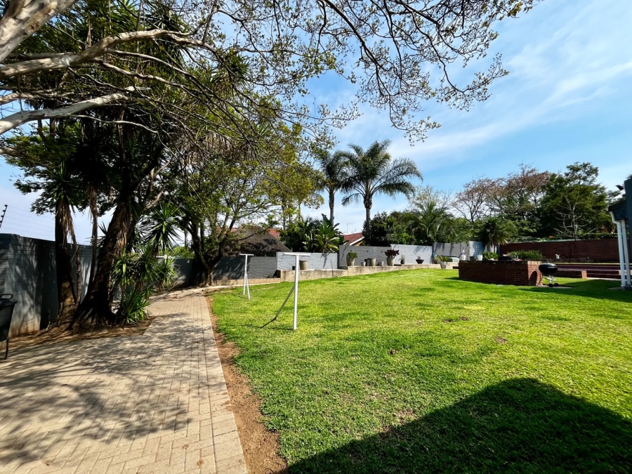 4 Bedroom Property for Sale in Aviary Hill KwaZulu-Natal
