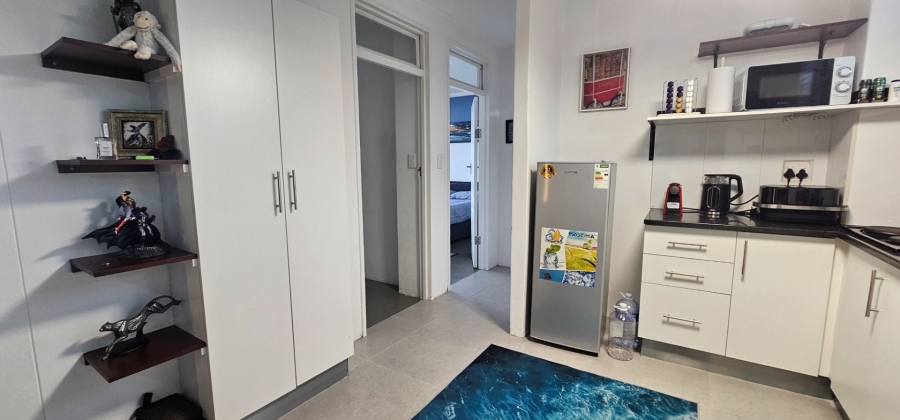 To Let 2 Bedroom Property for Rent in Windermere KwaZulu-Natal