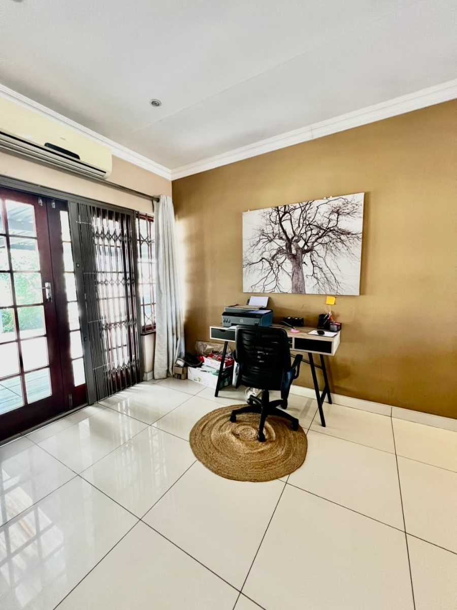 2 Bedroom Property for Sale in Scottsville KwaZulu-Natal