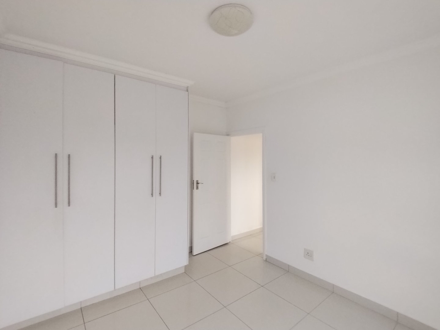 To Let 2 Bedroom Property for Rent in Uvongo KwaZulu-Natal