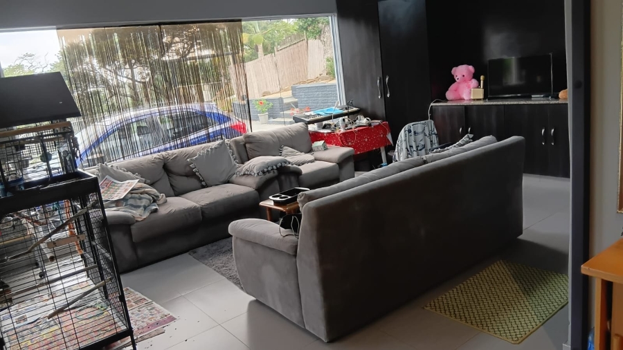 3 Bedroom Property for Sale in Sea Park KwaZulu-Natal