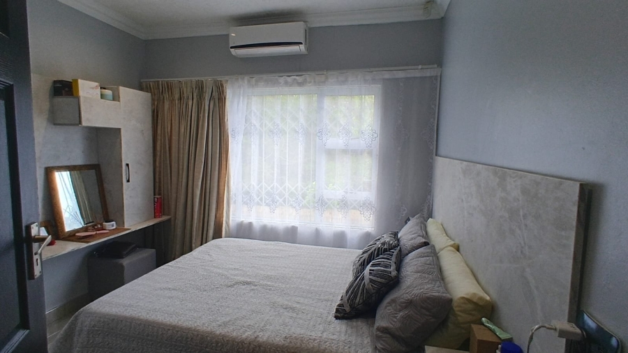 3 Bedroom Property for Sale in Sea Park KwaZulu-Natal