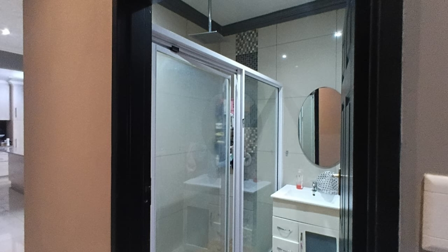3 Bedroom Property for Sale in Sea Park KwaZulu-Natal