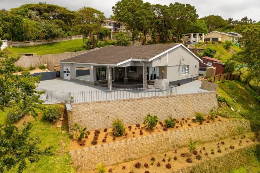 3 Bedroom Property for Sale in Sea Park KwaZulu-Natal