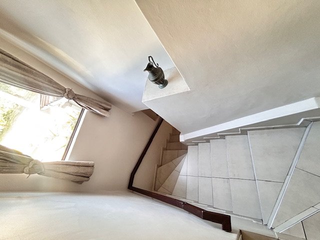 6 Bedroom Property for Sale in Meer En See KwaZulu-Natal