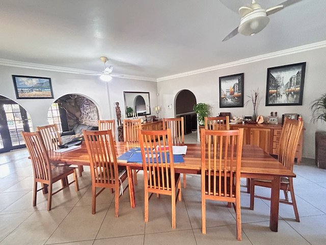 6 Bedroom Property for Sale in Meer En See KwaZulu-Natal