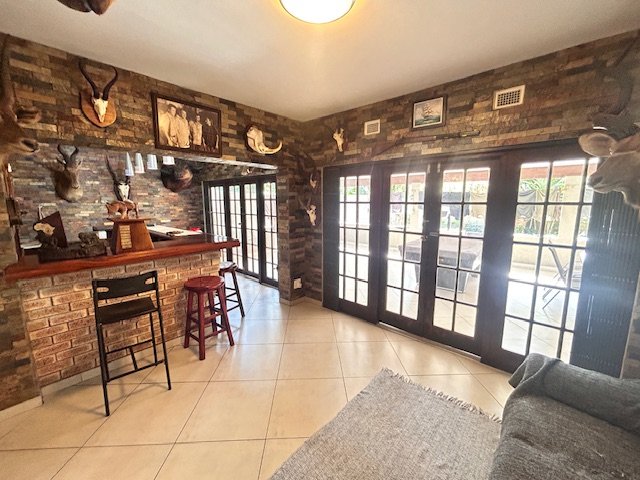 6 Bedroom Property for Sale in Meer En See KwaZulu-Natal